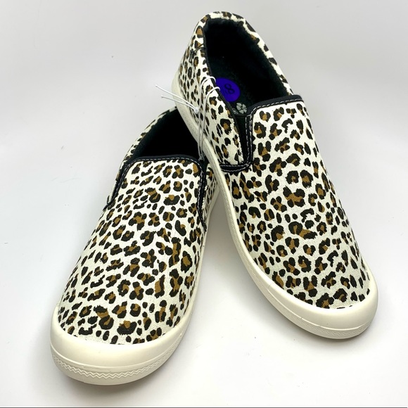 TOMMY BAHAMA UNISEX SLIP ON LEOPARD PRINT SNEAKERS - Picture 8 of 12